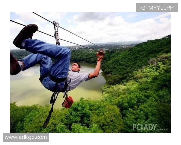 重庆极限运动队团队协作引发热议探讨极限运动的精神与挑战 重庆极限运动队团队协作引发热议探讨极限运动的精神与挑战