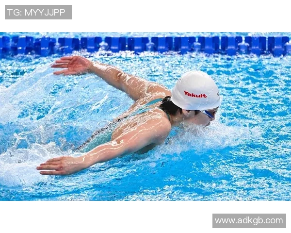 蝶泳常见错误解析与纠正方法技巧帮助提升游泳表现