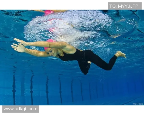 蛙泳技术提升训练方案与科学方法探索:从基础动作到高级技巧的全面解析 蛙泳技术提升训练方案与科学方法探索:从基础动作到高级技巧的全面解析